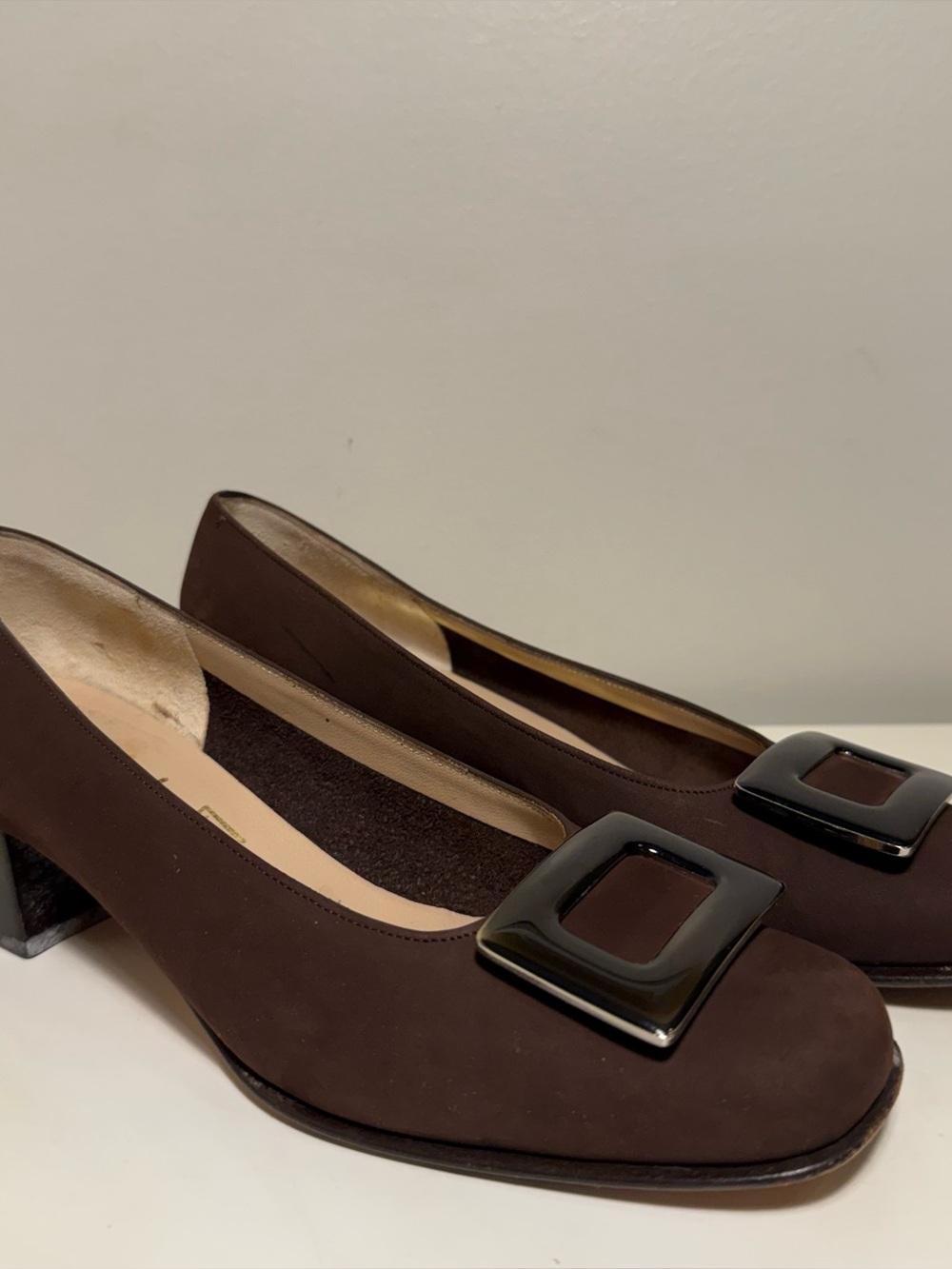 Salvatore Ferragamo Brown Leather Square Toe Heels Women’s Size 4 Gold Tan